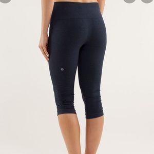 Lululemon In the Flow Crop